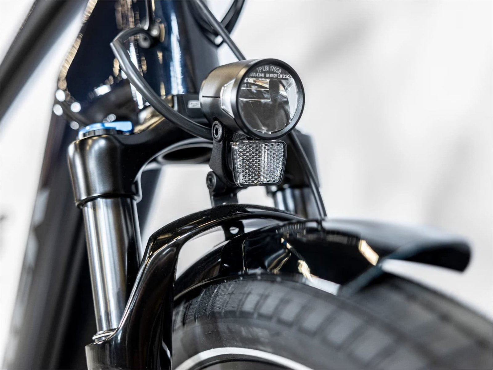 VTC Électrique Trek Allant+ 9 Enviolo Trekking 625 Wh 2023 – Image 7