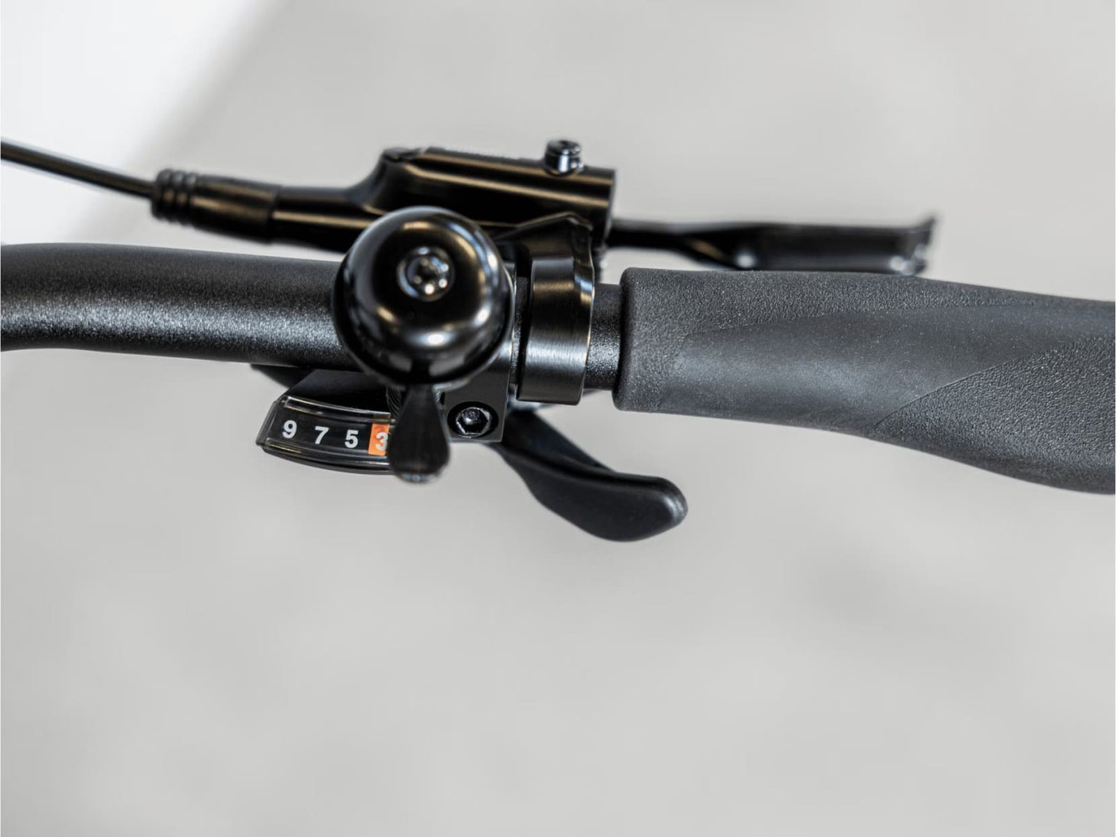 Trek Allant+ 5 Shimano Altus 9V 725 Wh 650b 2023 – Image 5